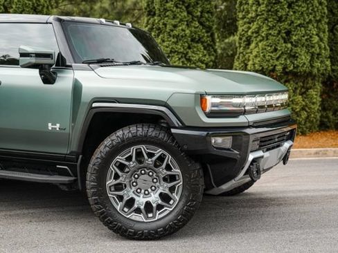 Used 2024 GMC Hummer EV 3X AWD/4WD image 7