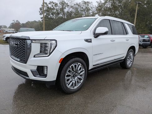 Used 2023 GMC Yukon Denali Ultimate image 8