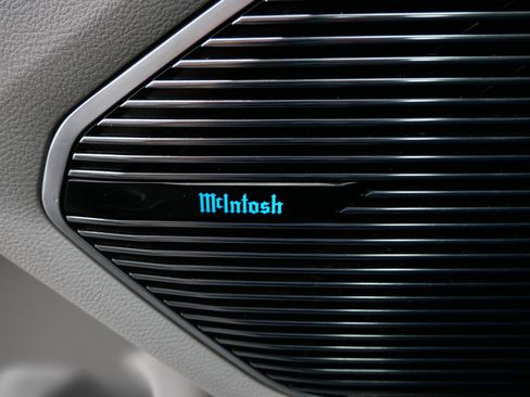 Used 2021 Jeep Grand Cherokee L Overland w/ Advanced Protech Group III image 28