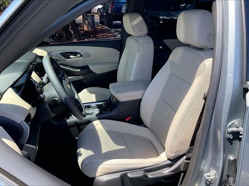 Used 2023 Chevrolet Traverse LS w/ Safety Package image 24