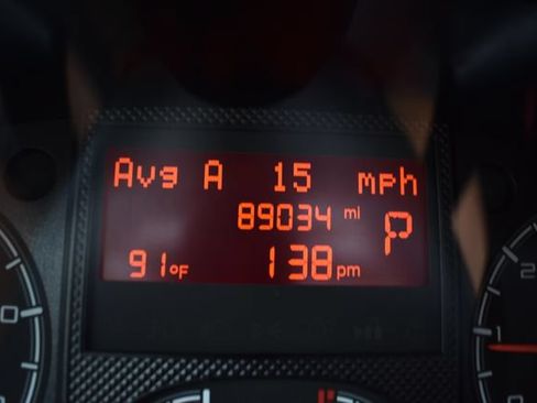 Used 2021 RAM ProMaster 2500 w/ Convenience Group FWD image 12