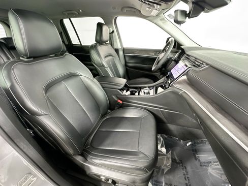 Used 2023 Jeep Grand Cherokee Limited w/ Trailer Tow Prep Group (B) image 27