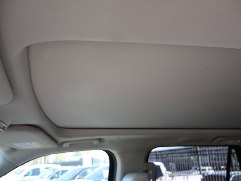 Used 2020 Ford Expedition Platinum image 20