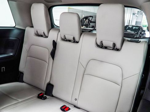 Used 2022 Nissan Pathfinder SL w/ SL Premium Package FWD image 41