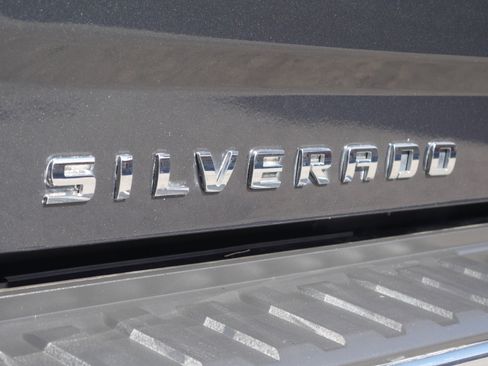 Used 2018 Chevrolet Silverado 1500 LT w/ All Star Edition image 19