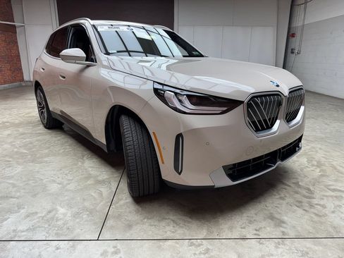 Used 2026 BMW X3 xDrive30i w/ Premium Package AWD/4WD image 6