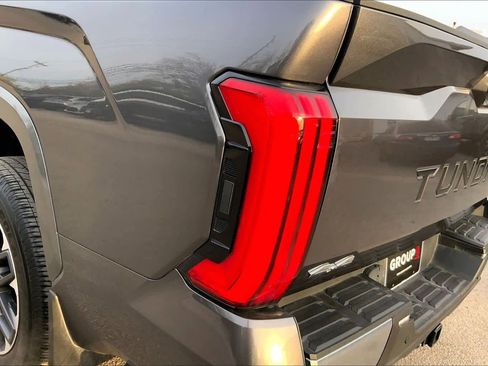 Used 2025 Toyota Tundra Limited image 28