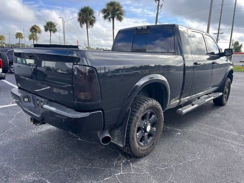 Used 2018 RAM 2500 Laramie w/ Sport Appearance Group AWD/4WD image 4
