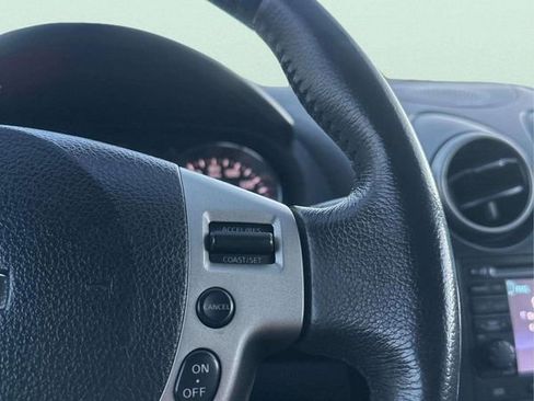 Used 2013 Nissan Rogue SL image 30