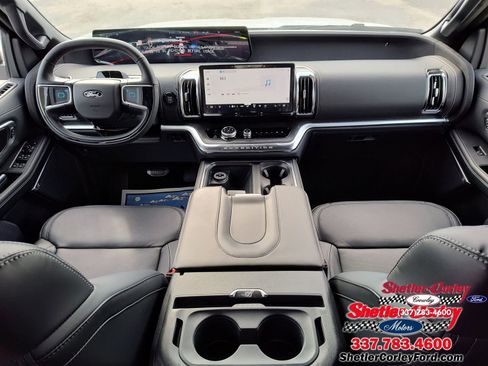 New 2025 Ford Expedition Platinum w/ Stealth Performance Package AWD/4WD image 13