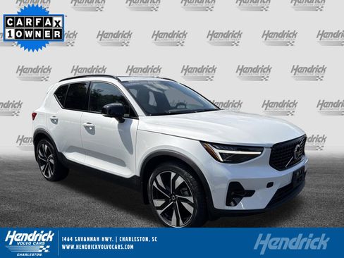 Certified 2023 Volvo XC40 B5 Ultimate w/ Protection Package Premier AWD/4WD image 1