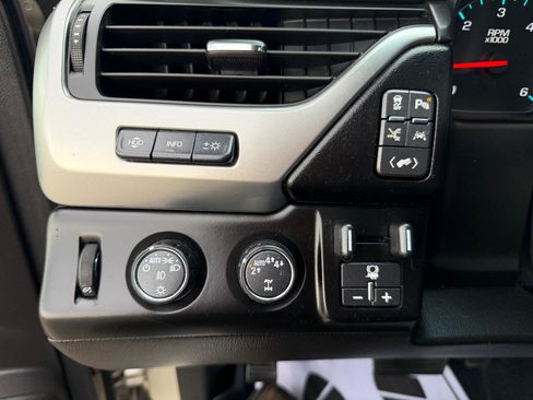 Certified 2017 Chevrolet Tahoe Premier AWD/4WD image 35