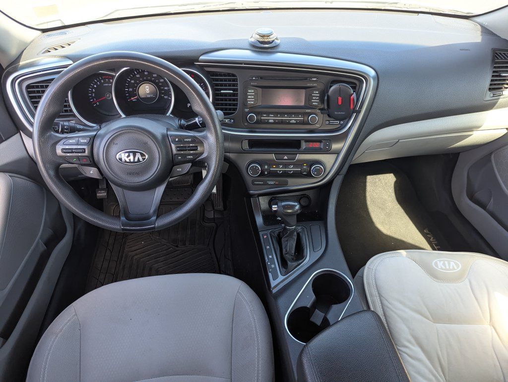 Used 2015 Kia Optima LX FWD image 26