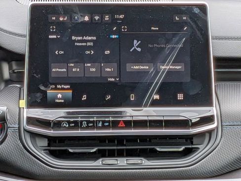 New 2026 Jeep Compass Latitude image 16