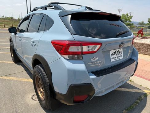 Used 2019 Subaru Crosstrek 2.0i Limited w/ Moonroof Package w/Navigation AWD/4WD image 8