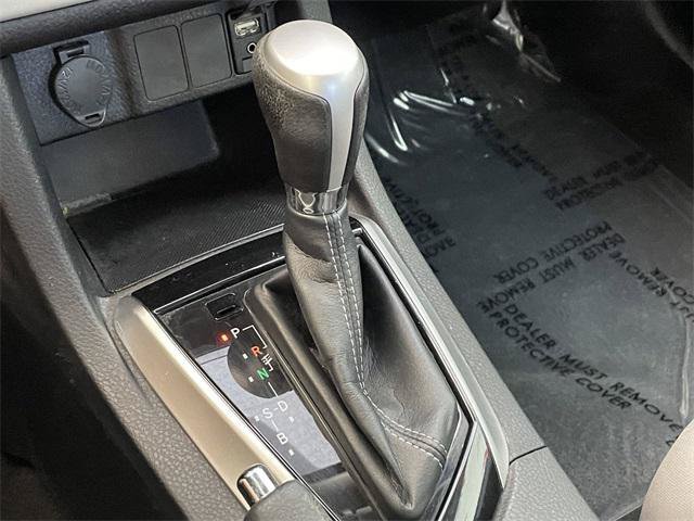 Certified 2018 Toyota Corolla LE w/ Carpet Mat Package (TMS) FWD image 19