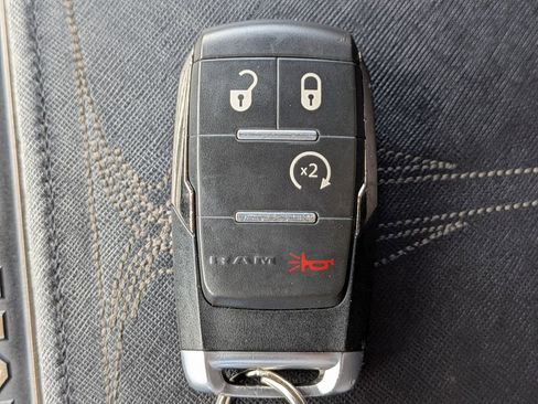 Used 2021 RAM 3500 Limited image 31