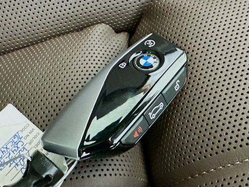 New 2026 BMW 760i xDrive AWD/4WD image 48