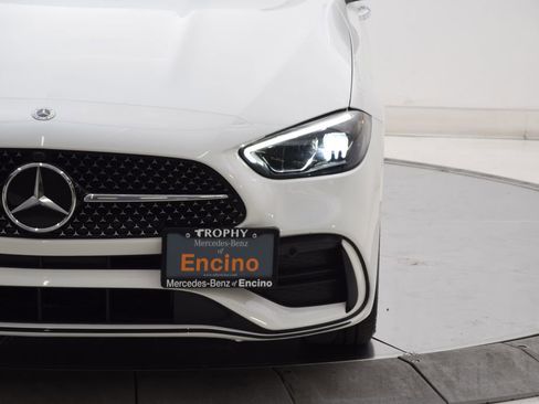 Used 2023 Mercedes-Benz C 300 Sedan image 10
