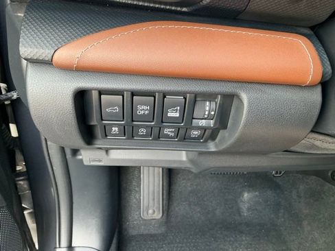 Used 2024 Subaru Forester Touring w/ Convenience Package AWD/4WD image 20