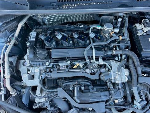 Used 2023 Toyota Corolla LE image 27