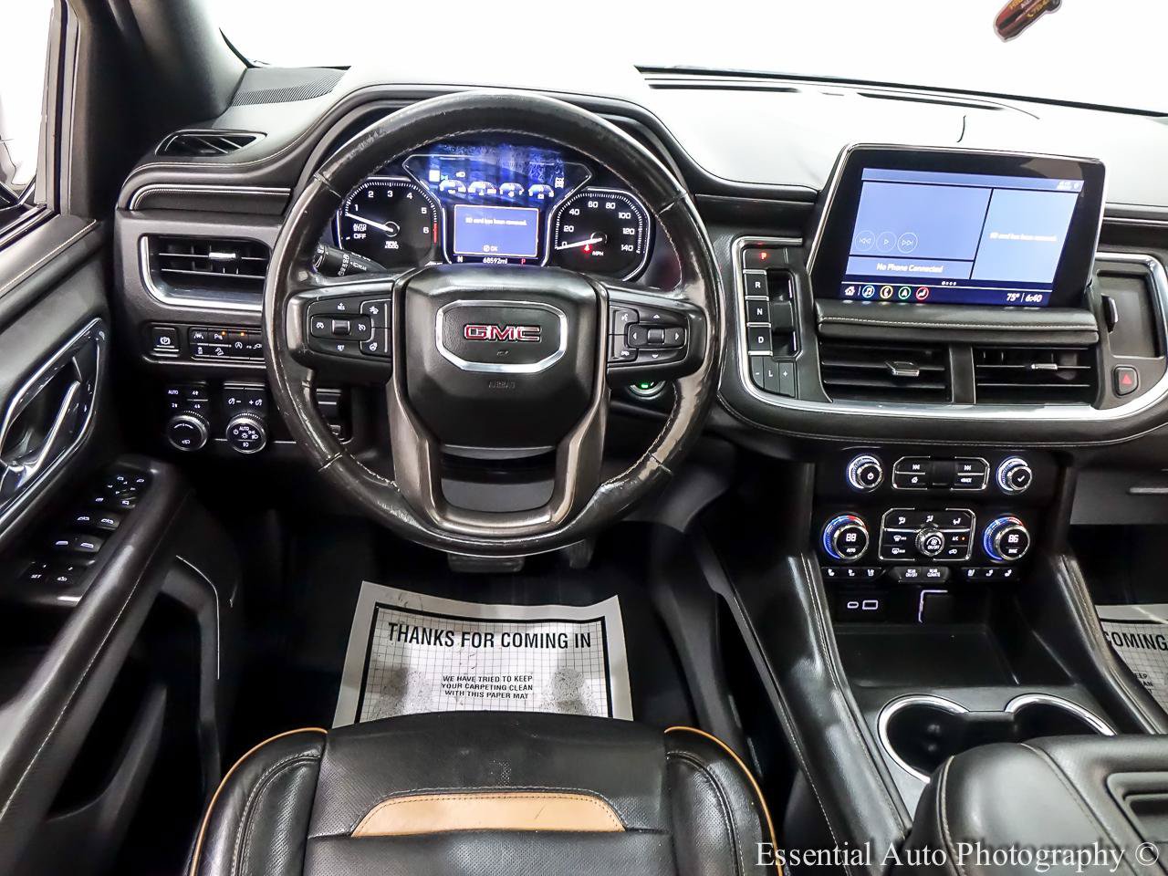 Used 2021 GMC Yukon XL AT4 w/ AT4 Premium Plus Package AWD/4WD image 19