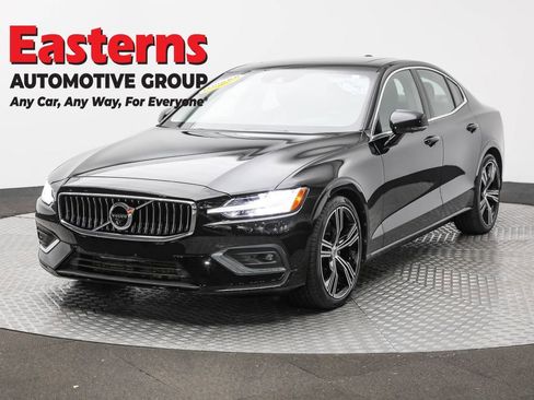Used 2019 Volvo S60 T6 Inscription image 1