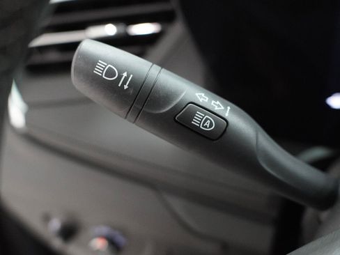 Used 2025 Buick Encore GX Preferred FWD image 9