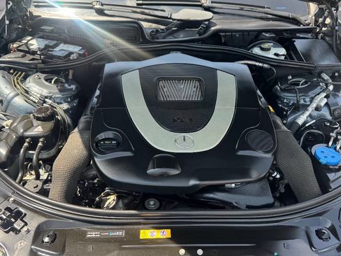 Used 2011 Mercedes-Benz S 550 4MATIC image 23