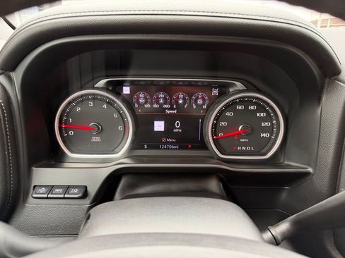 Used 2020 Chevrolet Silverado 2500 LTZ w/ LTZ Premium Package image 12