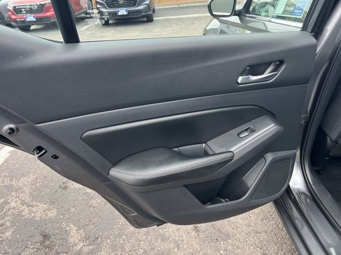 Used 2022 Nissan Altima 2.5 SV FWD image 19