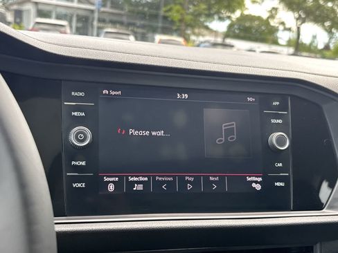 Used 2019 Volkswagen Jetta SEL FWD image 16
