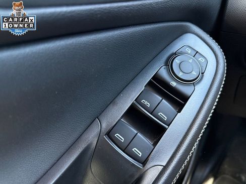 Used 2025 Buick Encore GX Preferred AWD/4WD image 28