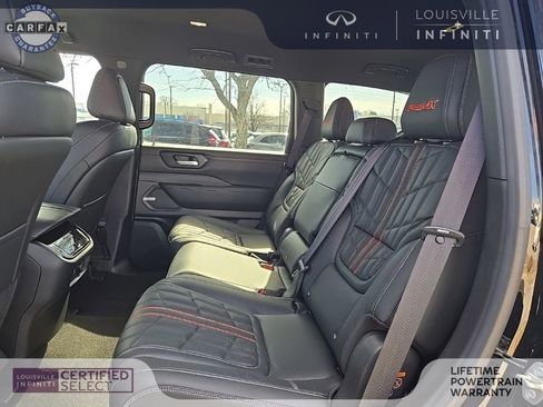 Used 2025 Nissan Armada PRO-4X image 10