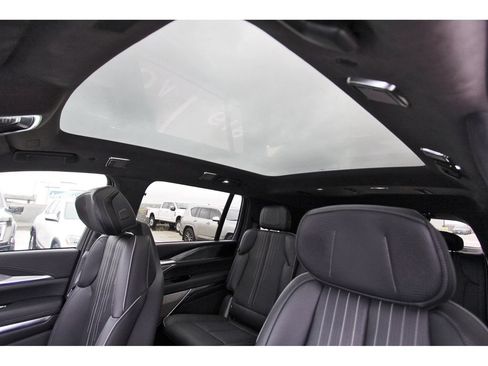New 2026 Cadillac Escalade IQ Sport 2 w/ LPO, ONYX Package AWD/4WD image 23