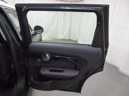 Used 2019 MINI Cooper Clubman ALL4 w/ Premium Package image 31