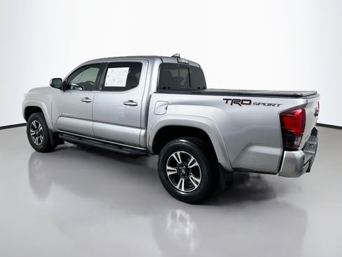Used 2019 Toyota Tacoma TRD Sport RWD image 8