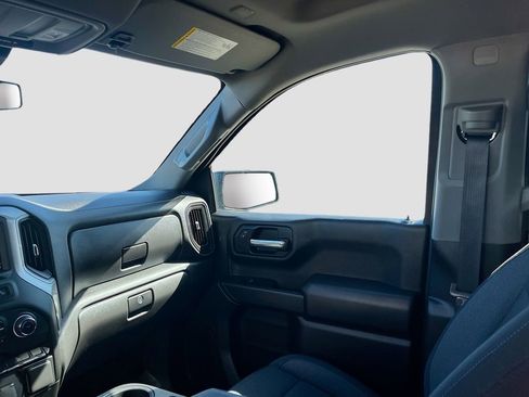 Used 2025 Chevrolet Silverado 1500 Custom Trail Boss w/ Turbomax Blackout Package AWD/4WD image 23