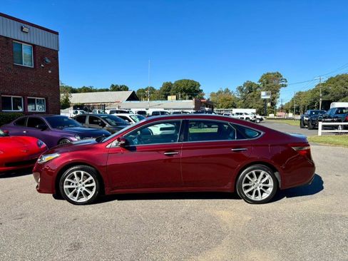 Used 2014 Toyota Avalon XLE Premium image 5