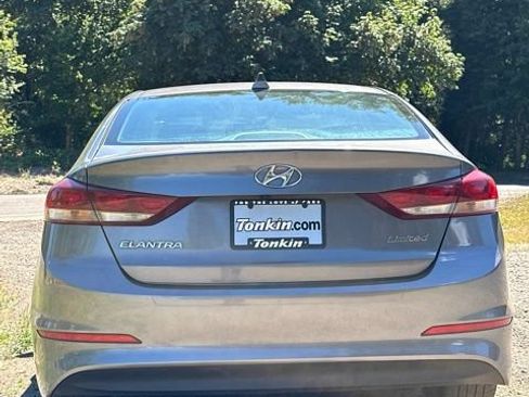 Used 2017 Hyundai Elantra Limited w/ Limited Ultimate Package 05 FWD image 8