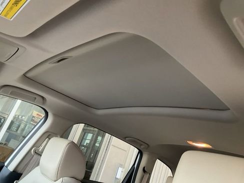 Certified 2021 Honda CR-V Touring image 8