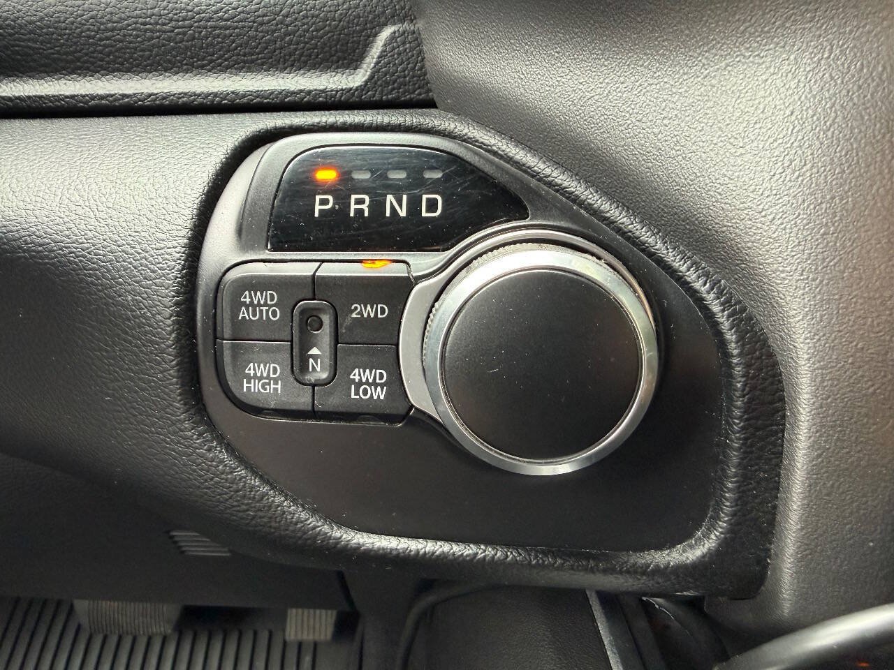 Used 2019 RAM 1500 Big Horn AWD/4WD image 12