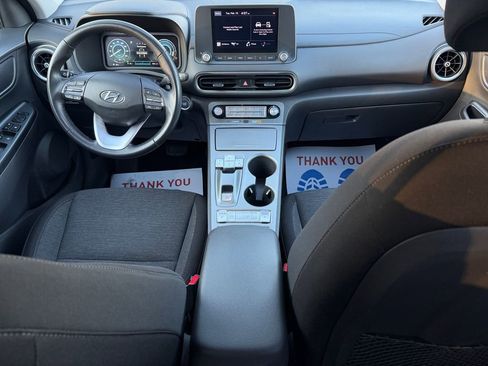 Used 2022 Hyundai Kona SEL w/ Convenience Package image 10