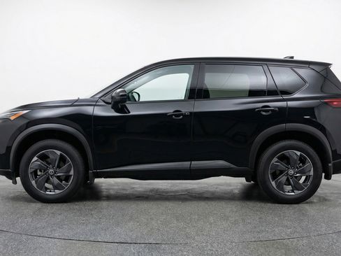 Used 2025 Nissan Rogue SV FWD image 5