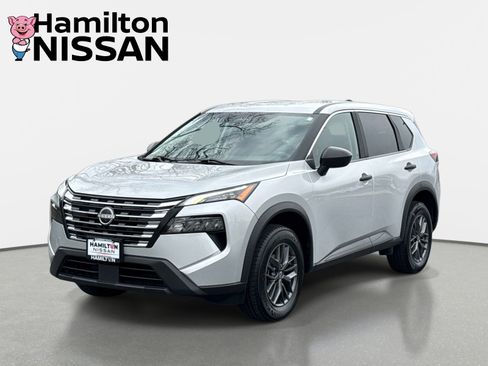 Used 2024 Nissan Rogue S image 5