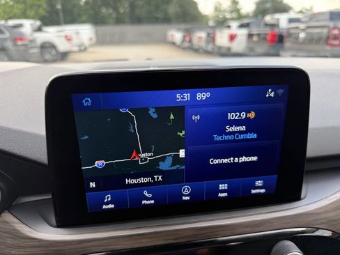 Used 2020 Ford Escape Titanium AWD/4WD image 24