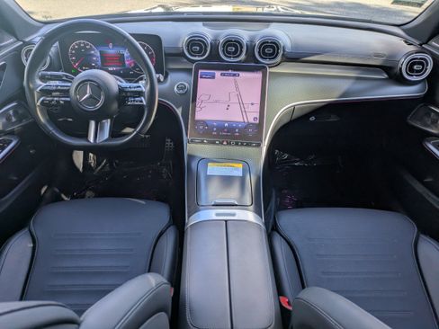 Used 2024 Mercedes-Benz C 300 Sedan image 2