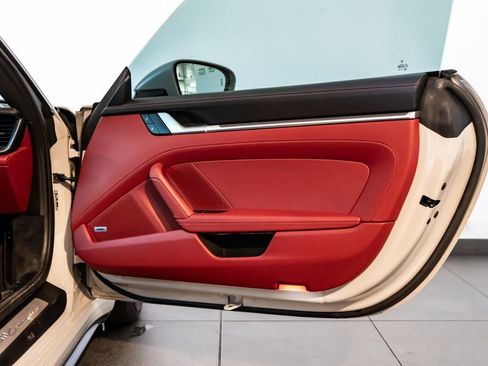 Certified 2022 Porsche 911 Carrera 4S image 24
