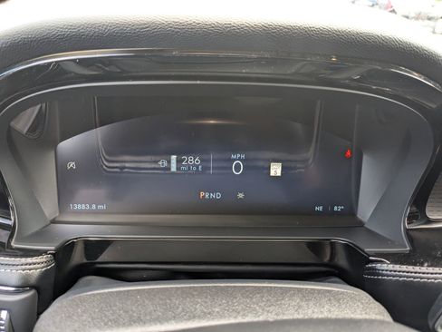 Used 2024 Lincoln Corsair Reserve w/ Equipment Group 201A image 15