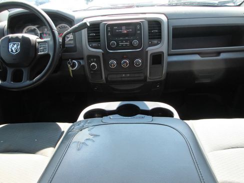 Used 2014 RAM 1500 Express AWD/4WD image 17